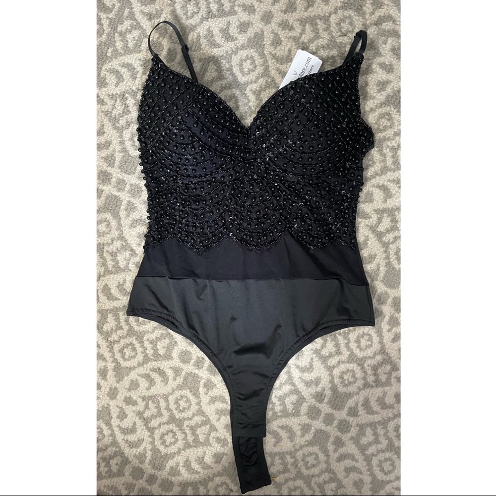 EMBROIDERED BODYSUIT